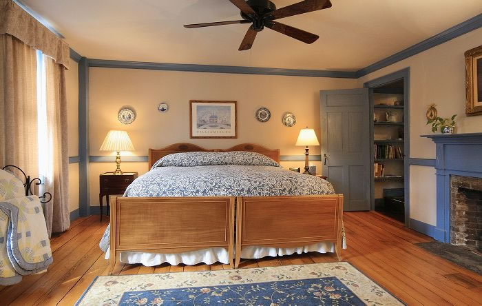 Cornucopia at Oldfield Bed & Breakfast 03.[1]